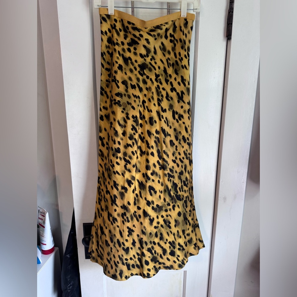 Anine Bing Silk Leopard Print Skirt - Medium